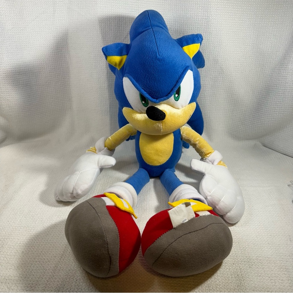 Sega Sonic Hedgehog Plush